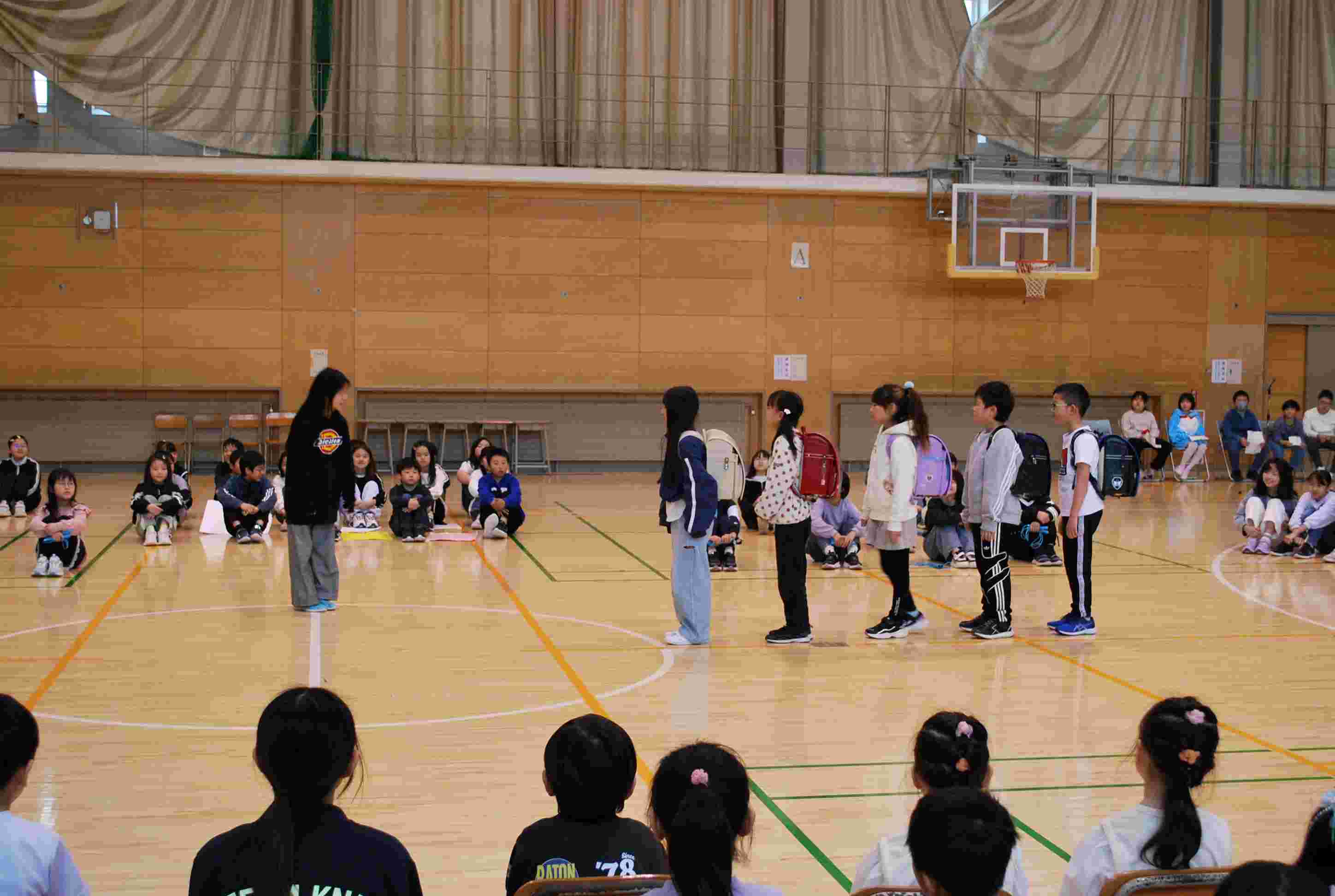4年生「学校紹介」.JPG