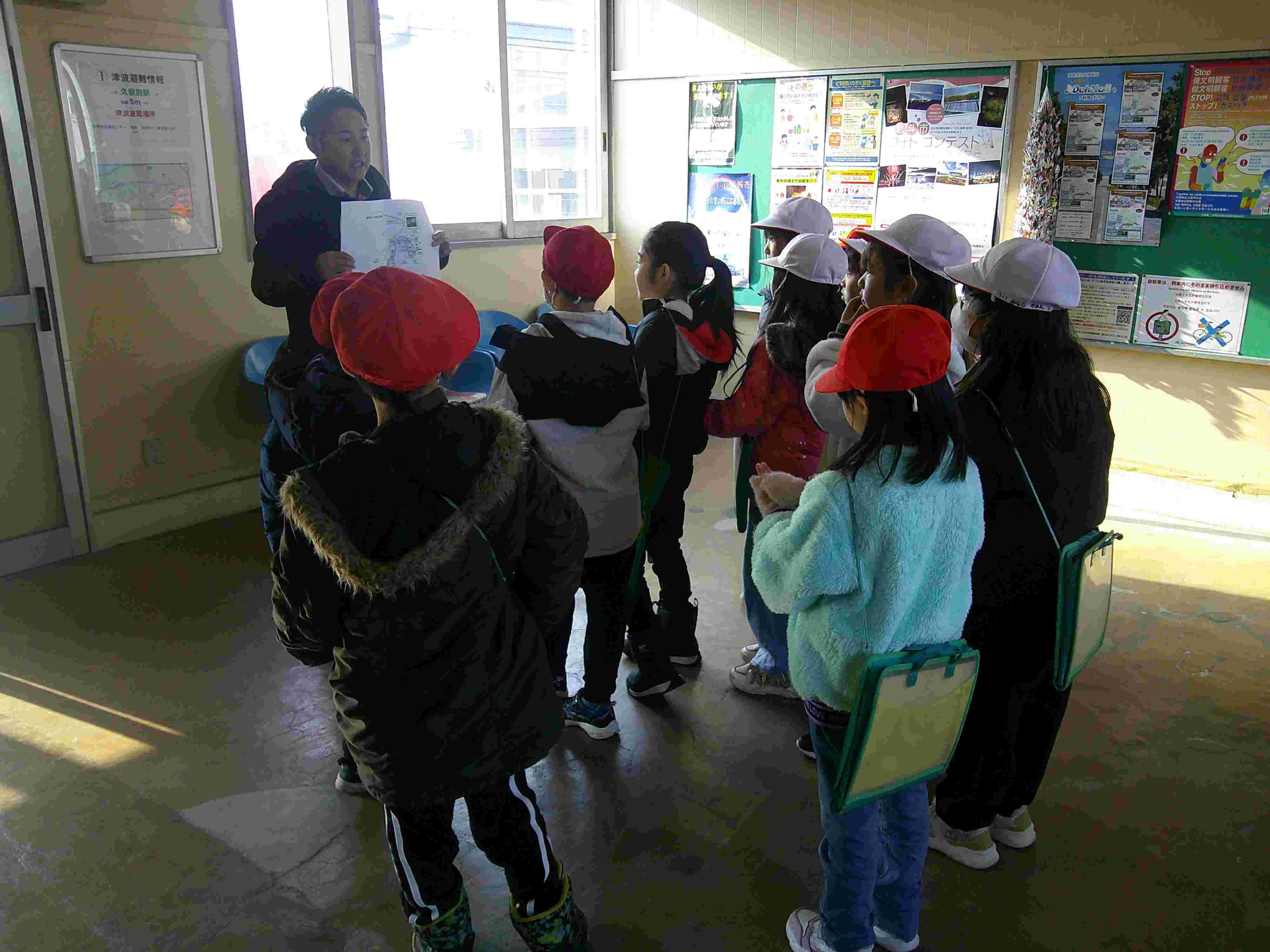 【11月4】2年生 町探検.JPG