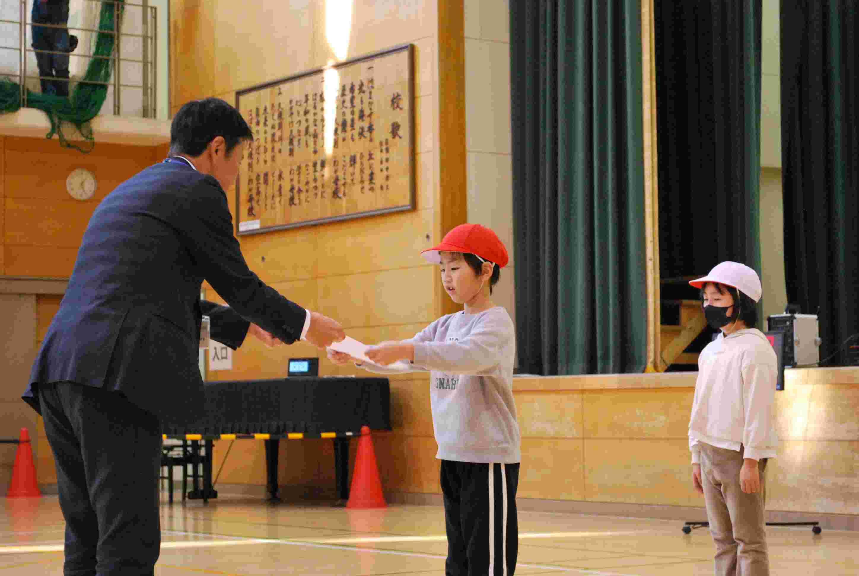 【11月11】2年生 なわとび大会.JPG