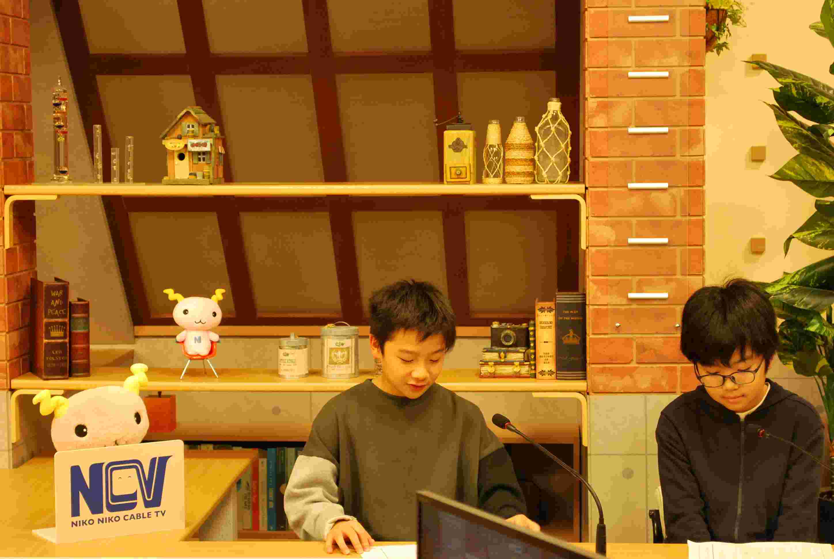 【12月7】5年生 NCV見学.JPG