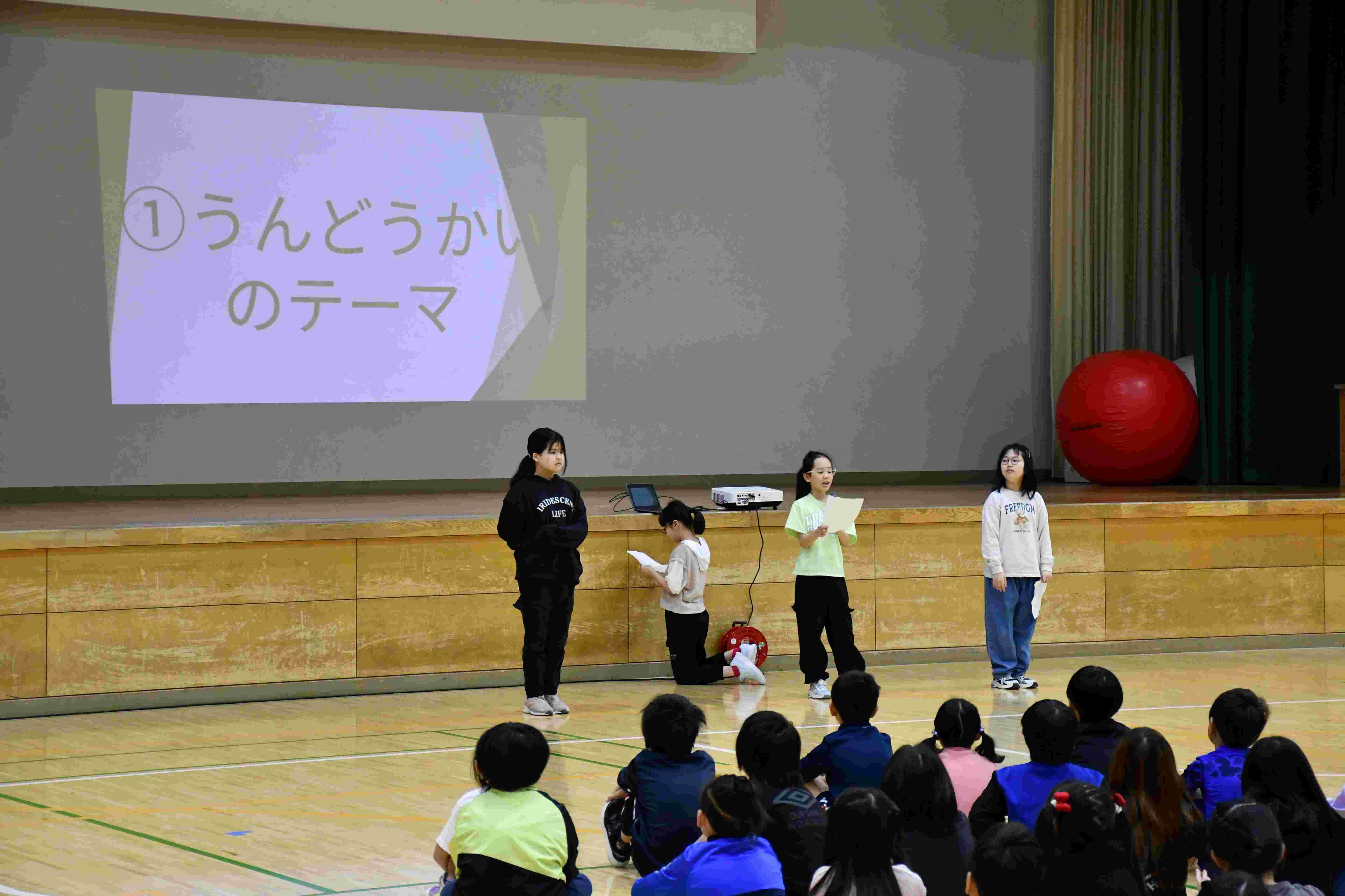 全校朝会2.JPG